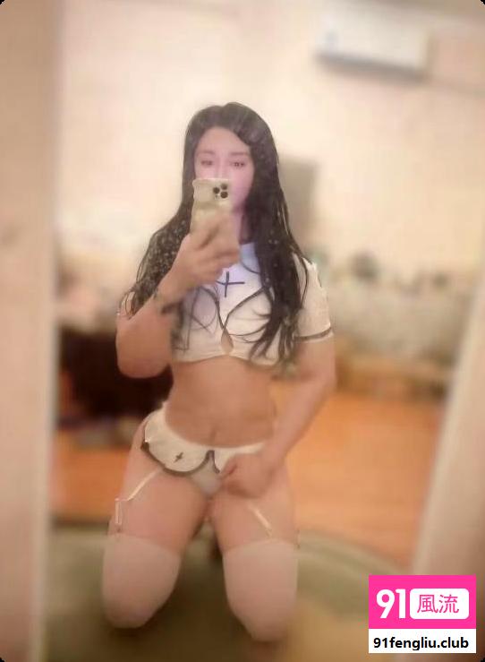 三通圆润小嫂子